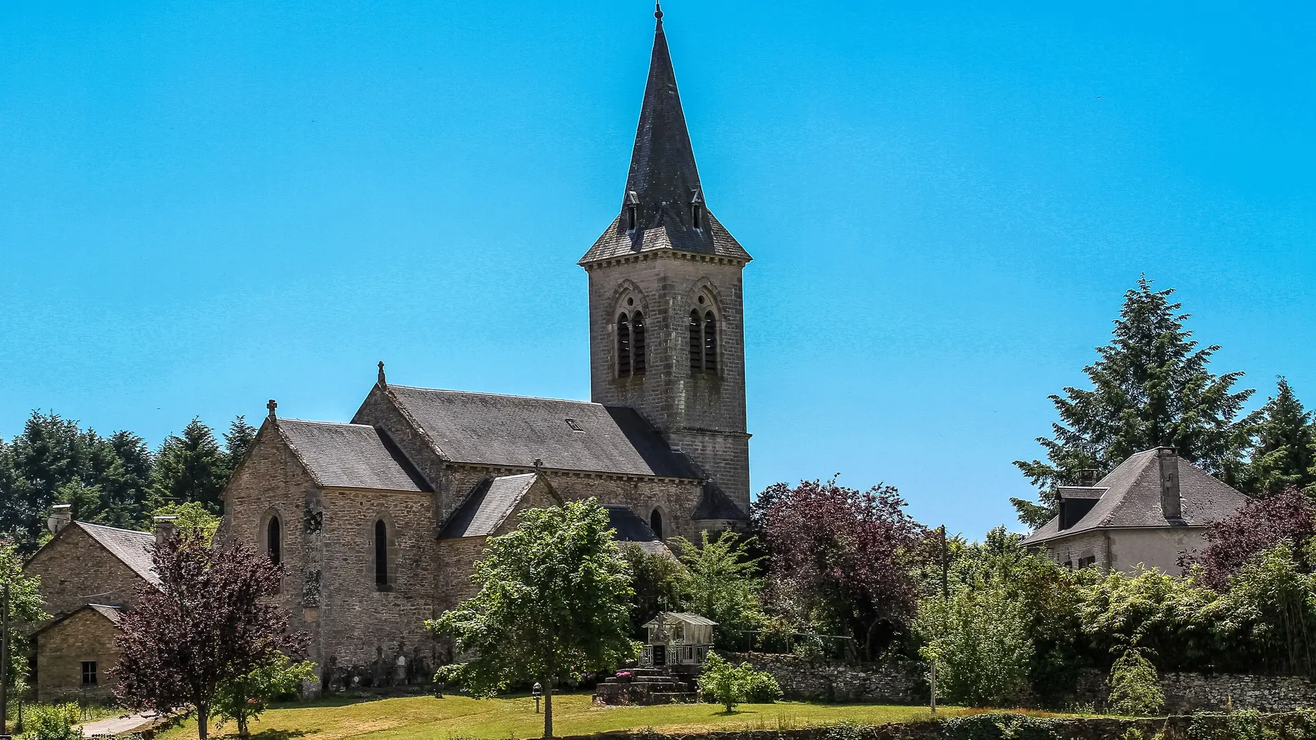 Eglise Madranges © N Granger (2)
