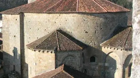 Eglise-St-Jean-Baptiste-et-Halle-St-Jean-de-Cole-4