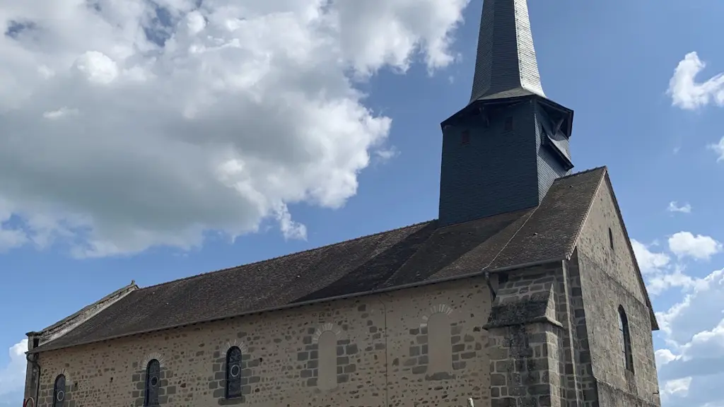 Eglise d'Oradour Saint Genest