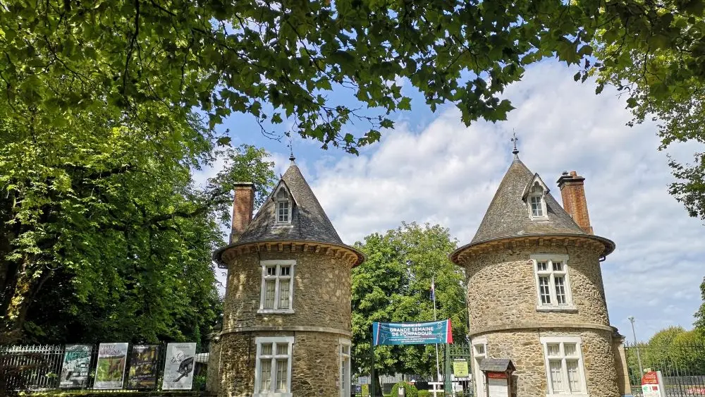 Entrée Puy-Marmont - Pompadour © L léonard (1)