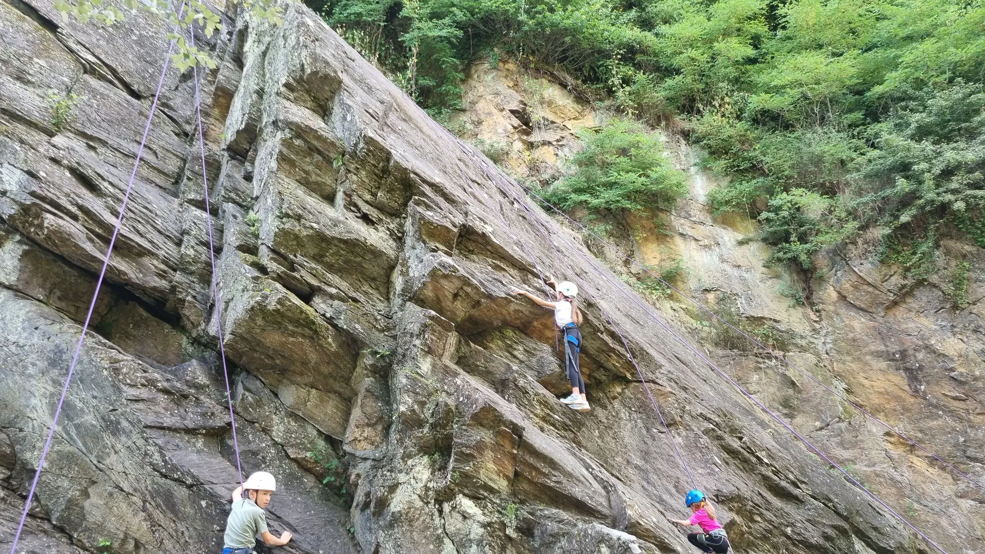 Escalade SSN Vézère Passion - Uzerche © L Léonard (3)