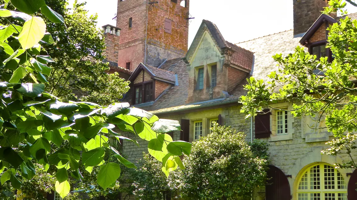 Façade Gîte ©Carbonel