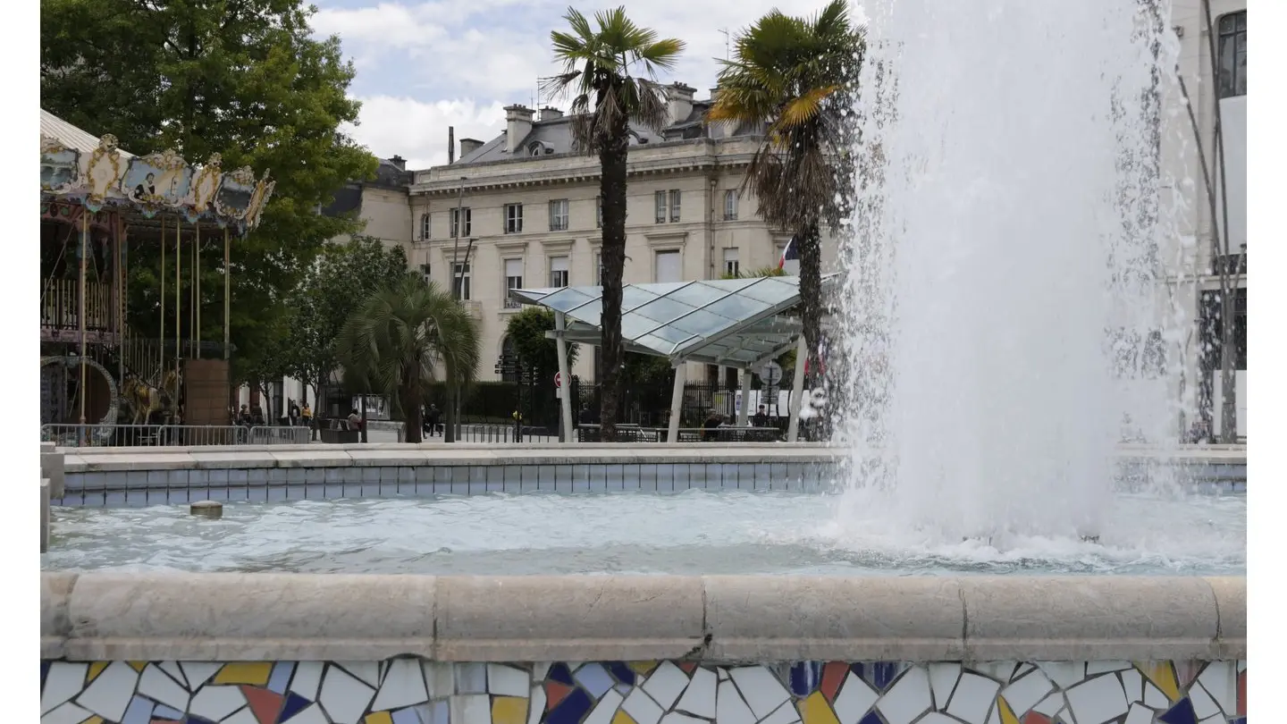 Fontaine clemenceau - centreville - Pau