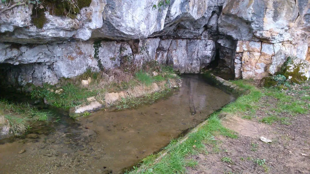 Fontaine de Lardoux