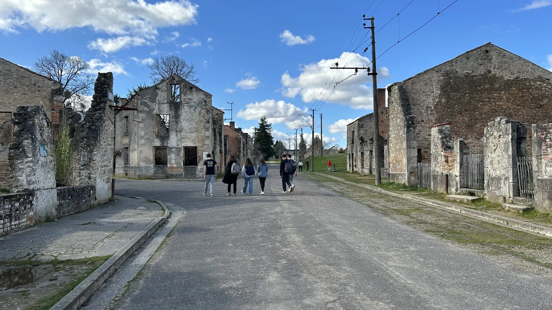 Village martyr, Oradour-sur-Glane