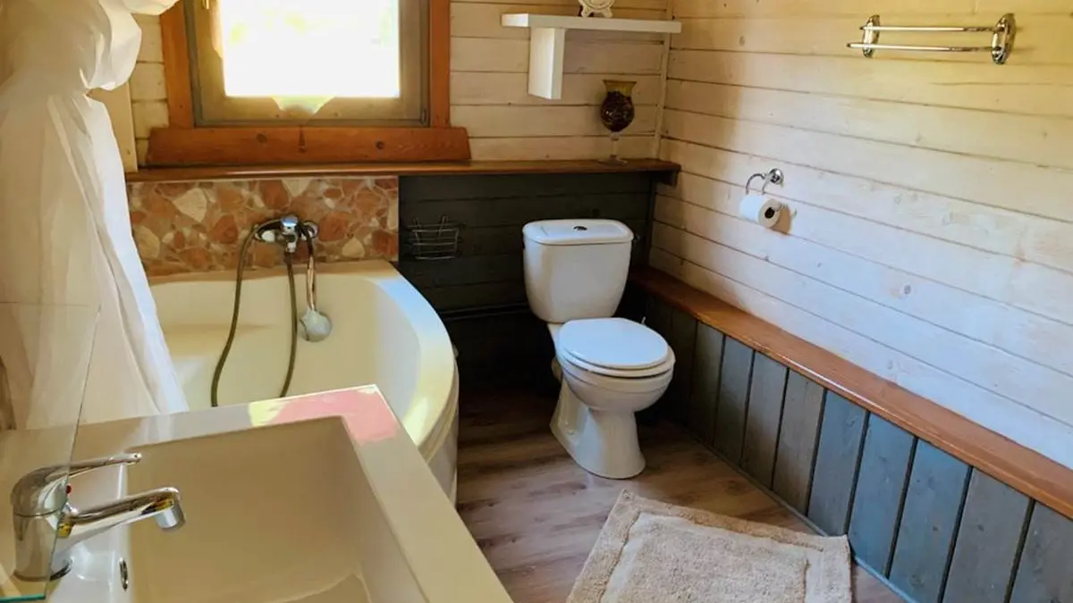 Gîte-3-Les-Chalets-de-Meilhac-3