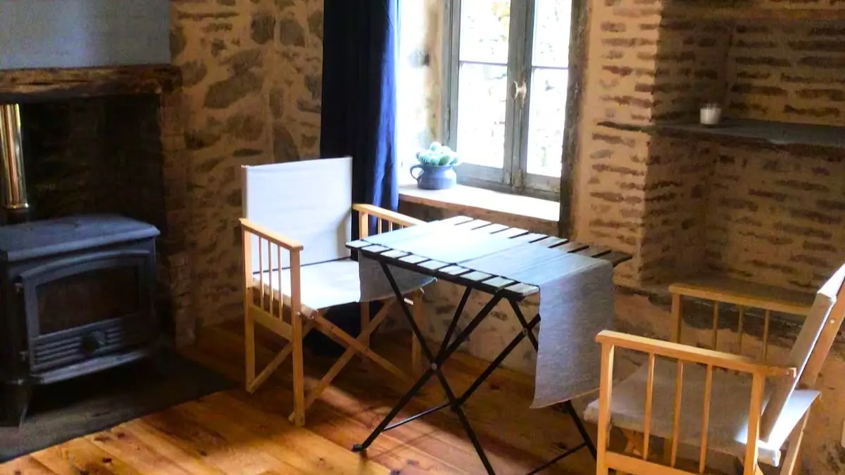Charmante petite maison - Saint-Priest-Ligoure