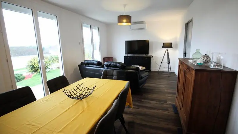 Gîte Querrades_salle à manger