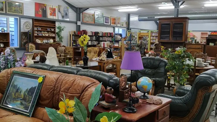 Le magasin, un vrai bonheur ! Pour les chineurs et amateurs de vintage.