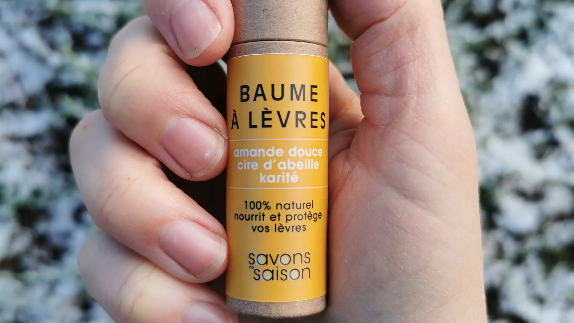 Baume à lèvres naturellement hydratant