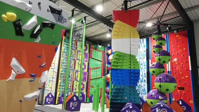 LES GRANDS CASTORS - murs escalades ludiques pistes et parcours défis