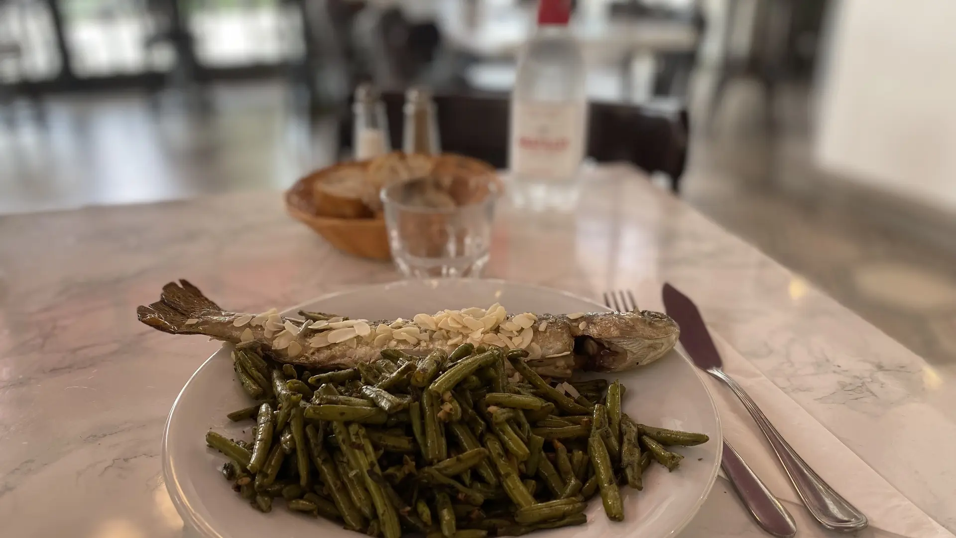 truite aux amandes, haricots verts