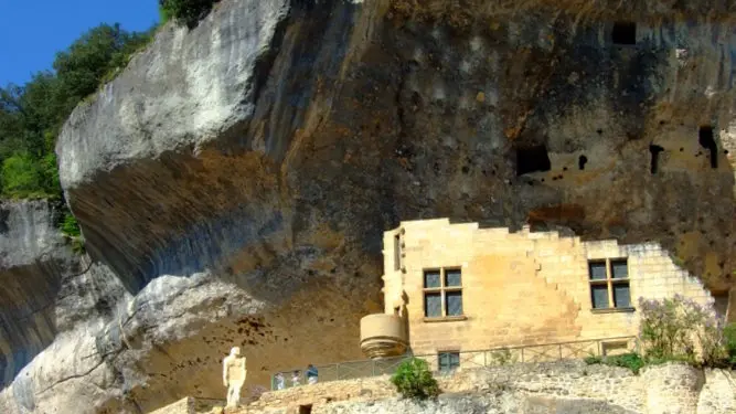 LES EYZIES_VEZERE_(5)