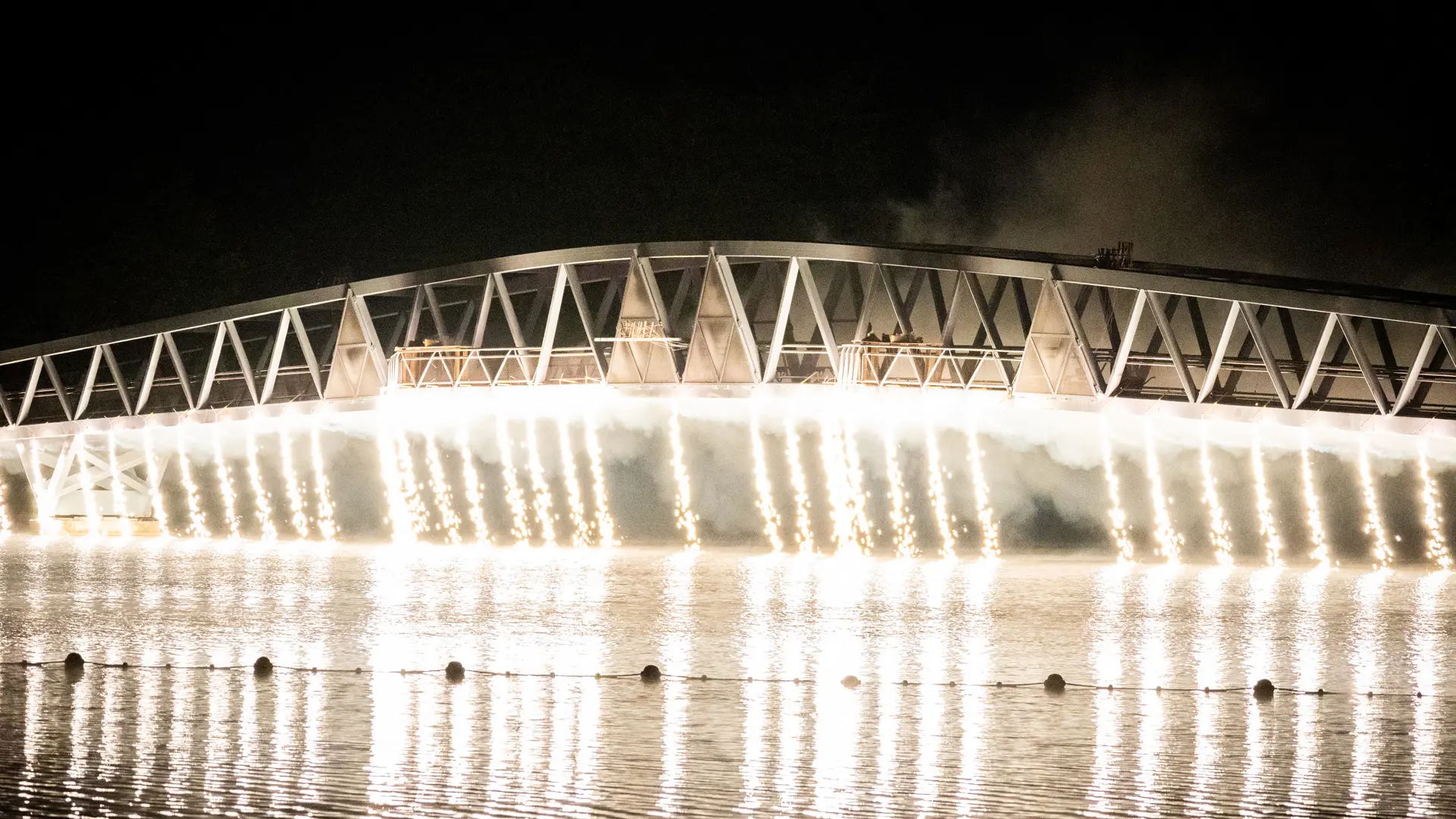 Lac-de-saint-pardoux-embrasement-passerelle-08 (1)