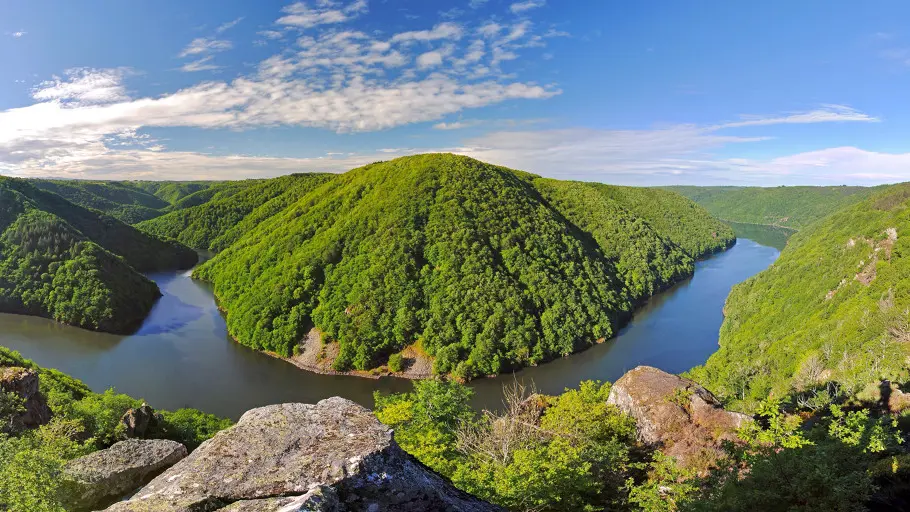 Le-belvedere-de-Gratte-Bruyere-a-Serandon.jpg-1200px