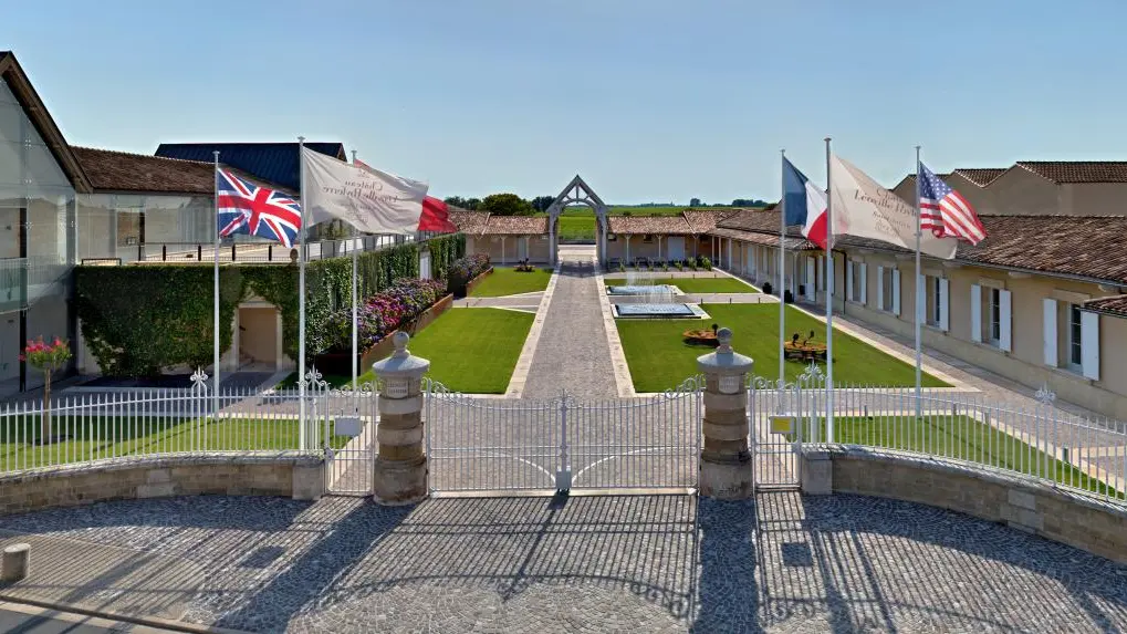 LeovillePoyferre_VisionAir_300Dpi