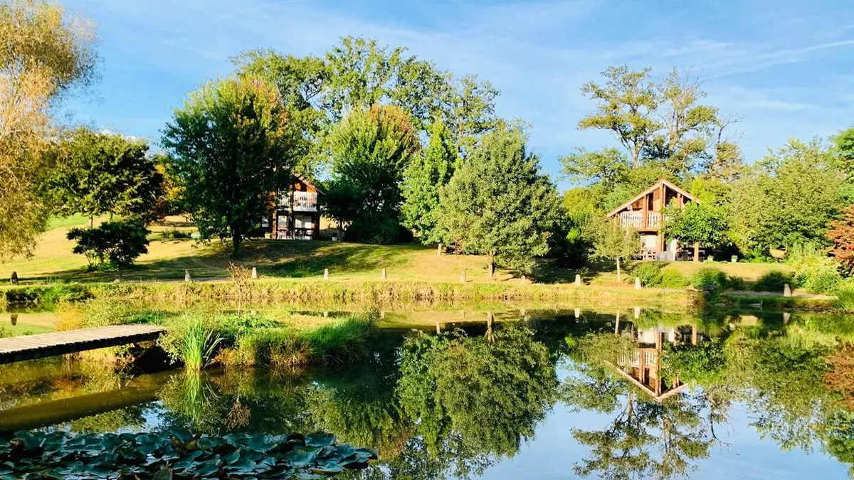 Les-Chalets-de-Meilhac-1