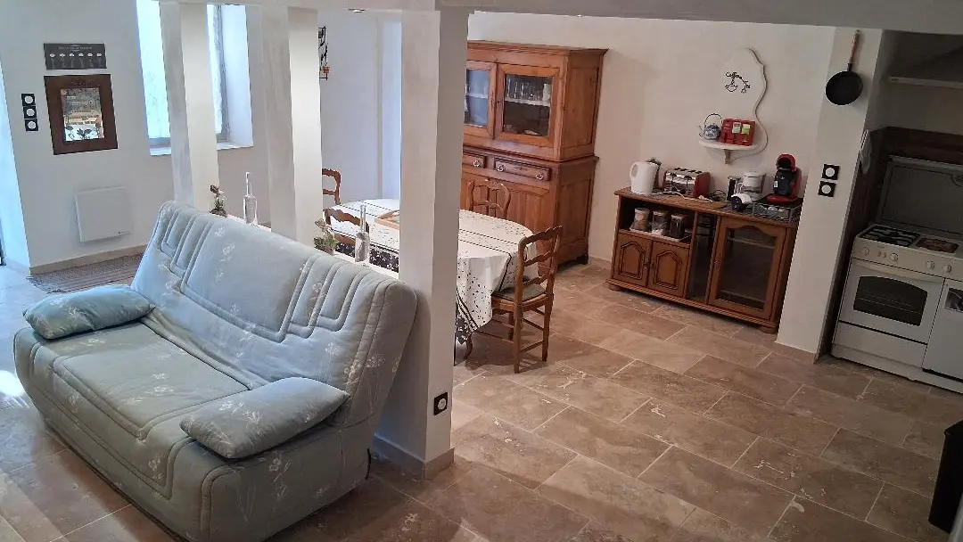 Gîte Les Noisetiers Verinas, Rochechouart
