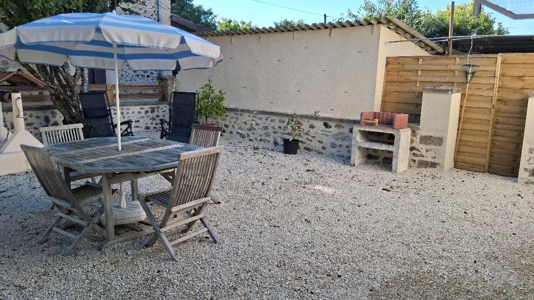 Gîte Les Noisetiers Verinas, Rochechouart