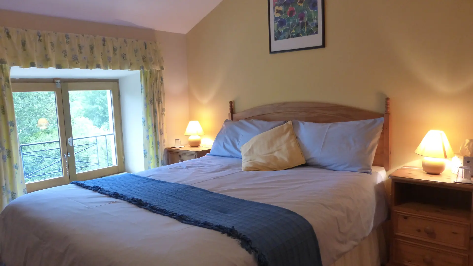 Chambre double jaune