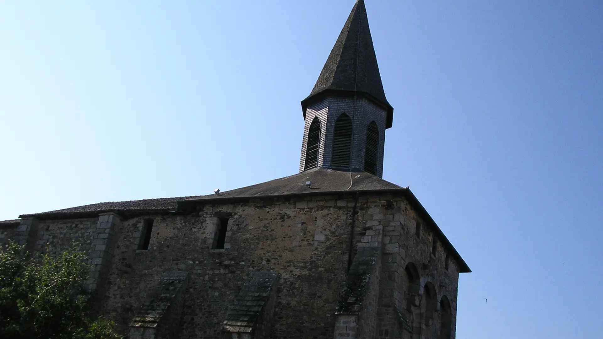 Collégiale fortifiée Saint-Germain