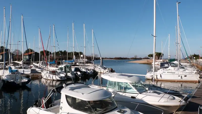 Bateau depuis le port