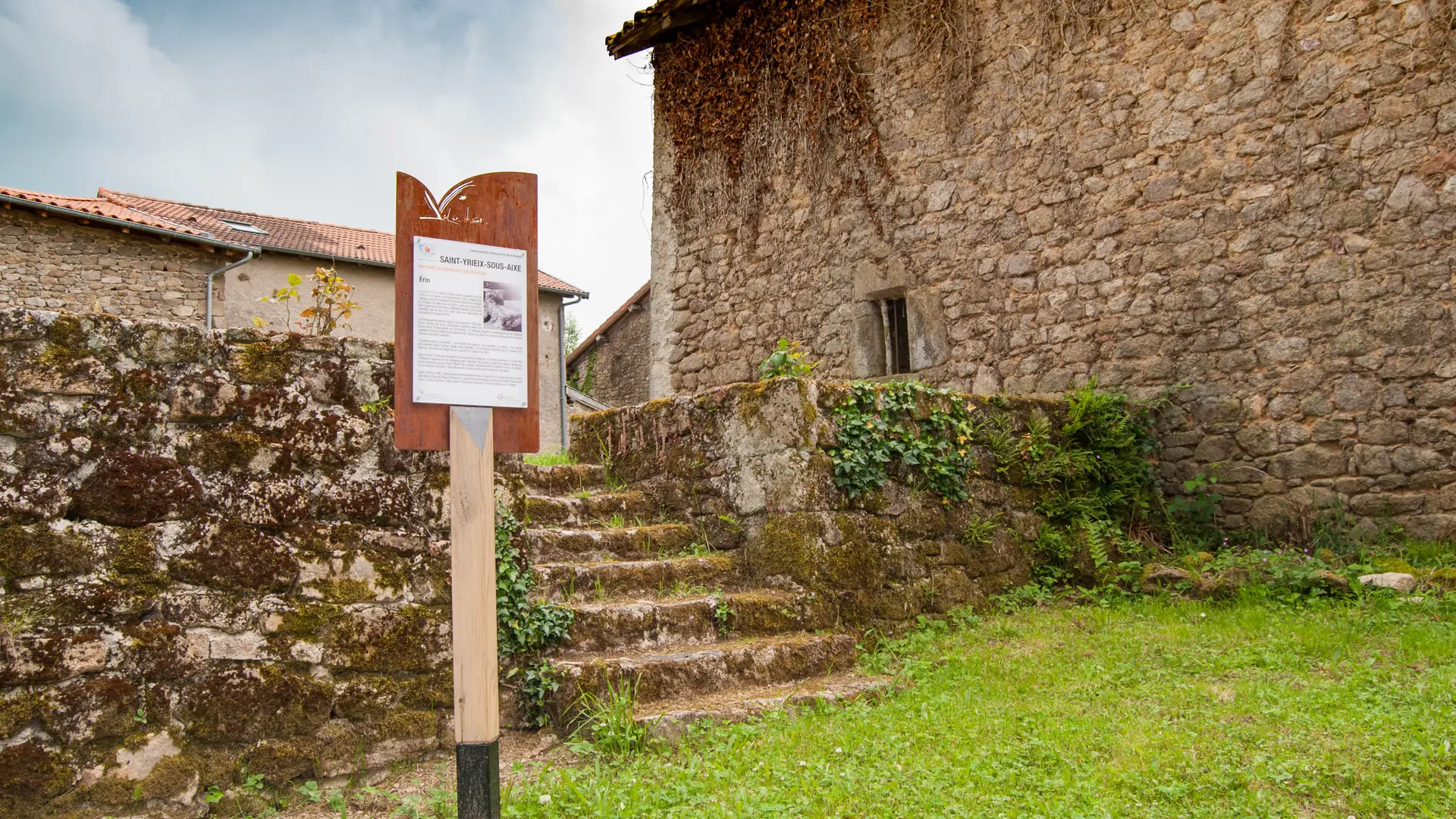 Panneaux Patrimoine St Yrieix sous aixe Juin 2018 ©Laetitia Chabernaud (2)