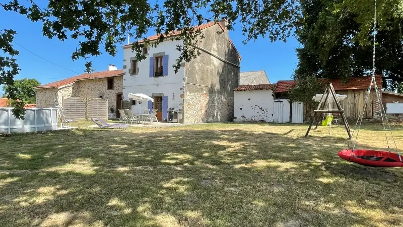 Photo du jardin - Chambre d'hôtes La Grange Richard (4)