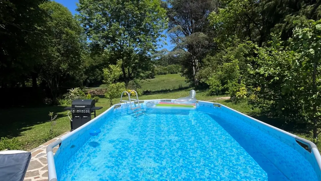 Piscine - Le Cantou - Affieux © N Jones