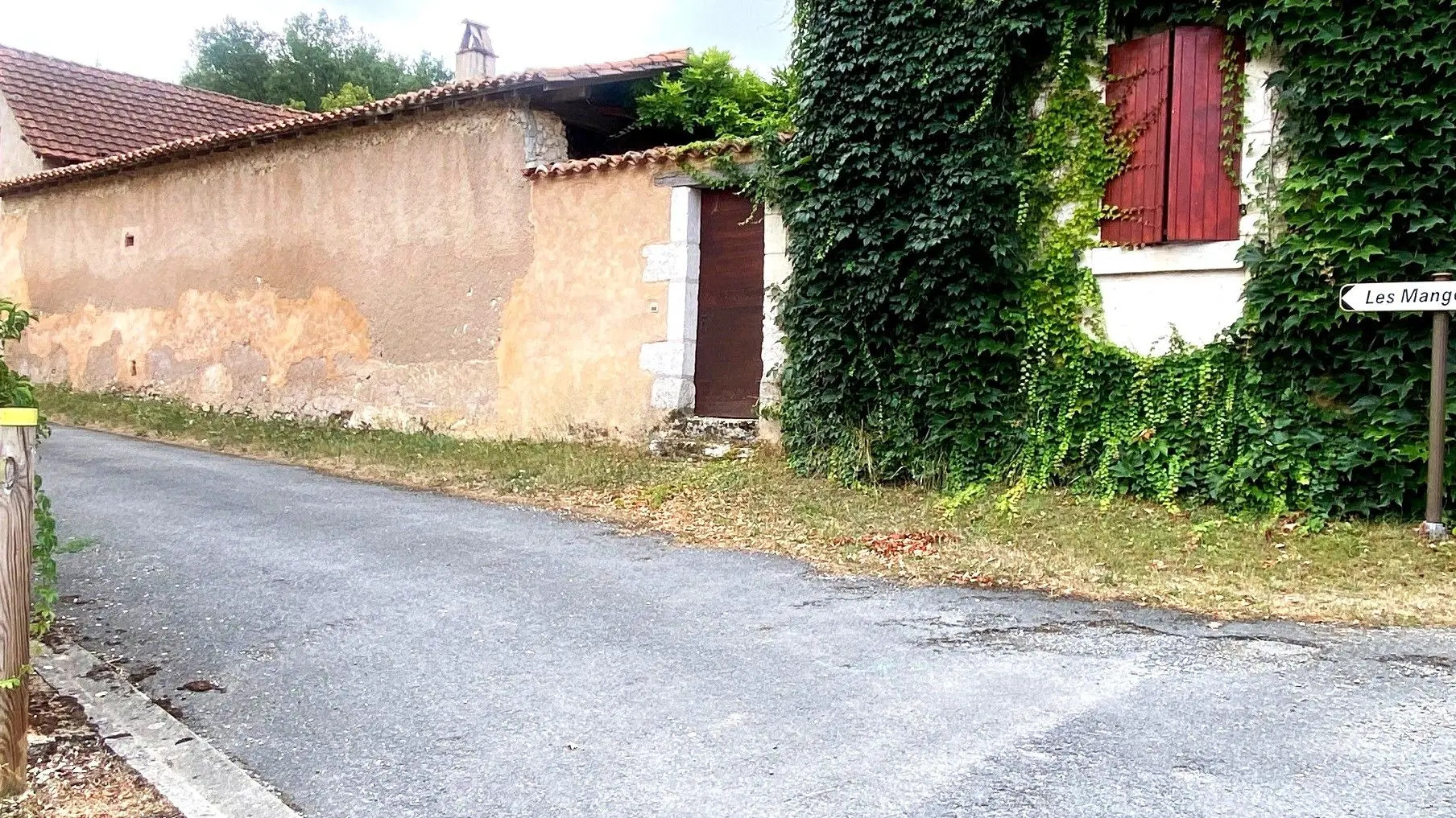 SAINT-PAUL-DE-SERRE-Boucle des Mangours-Chemin-Poteau 2