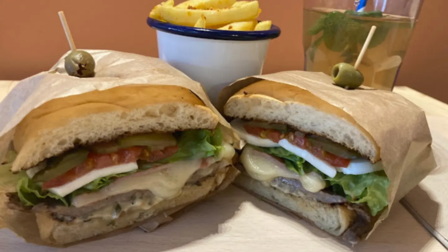 Los Chivitos - Pau - burger