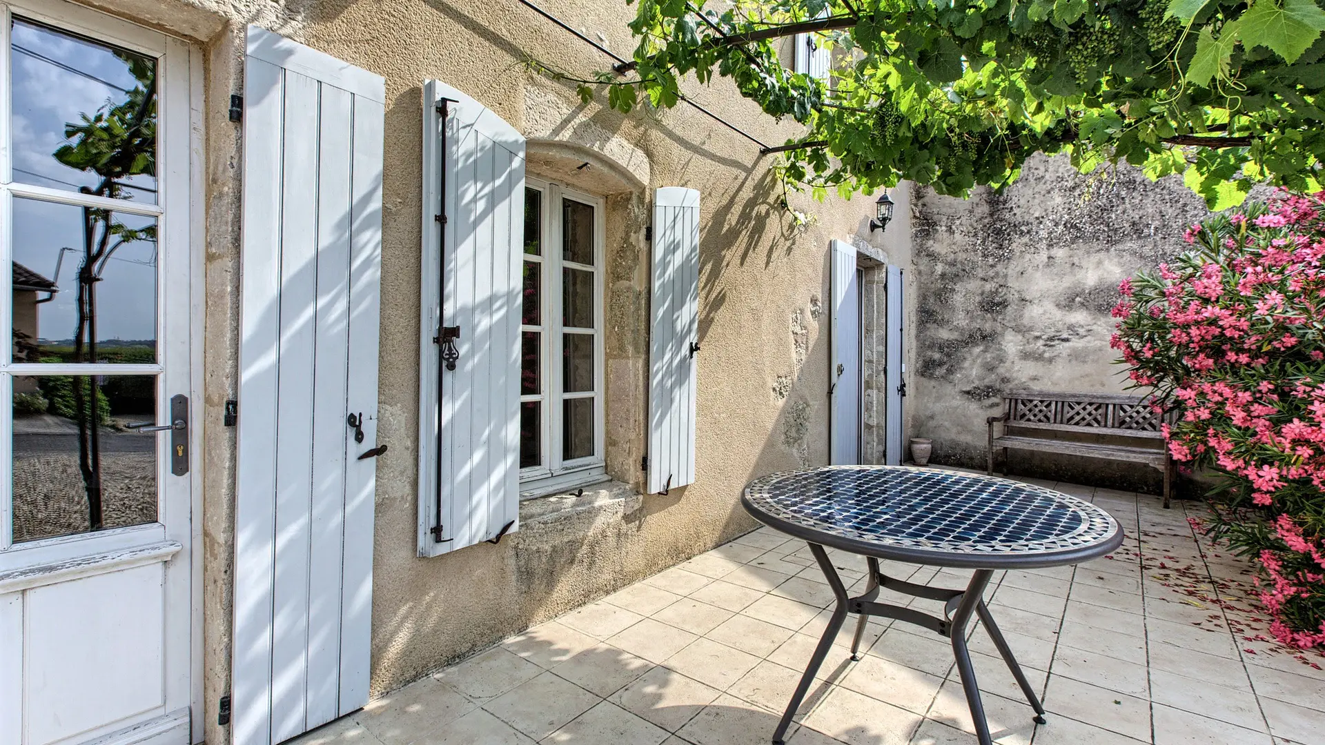 Saint-Seurin-de-Cursac - Mme MORVAN