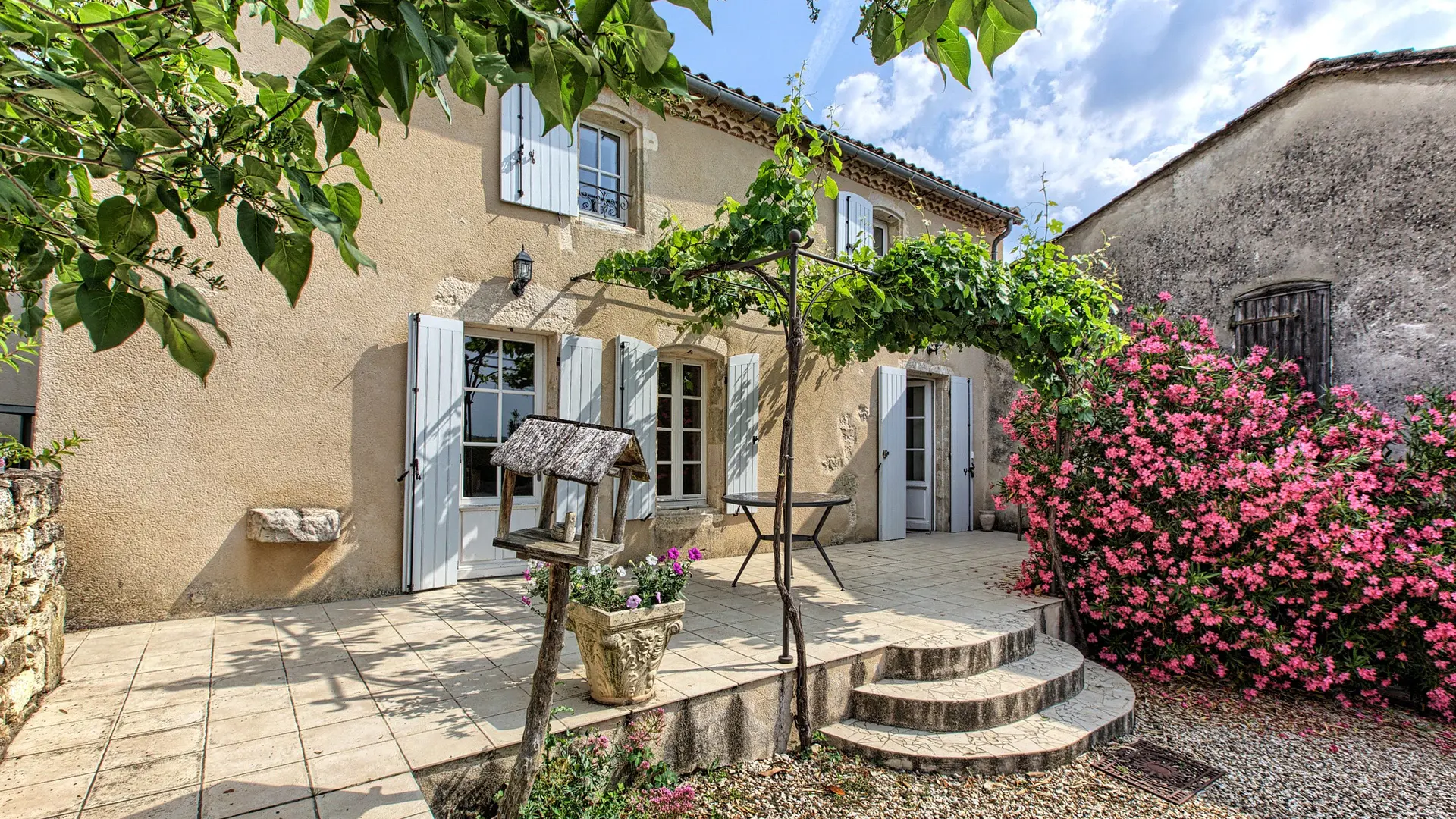 Saint-Seurin-de-Cursac - Mme MORVAN3
