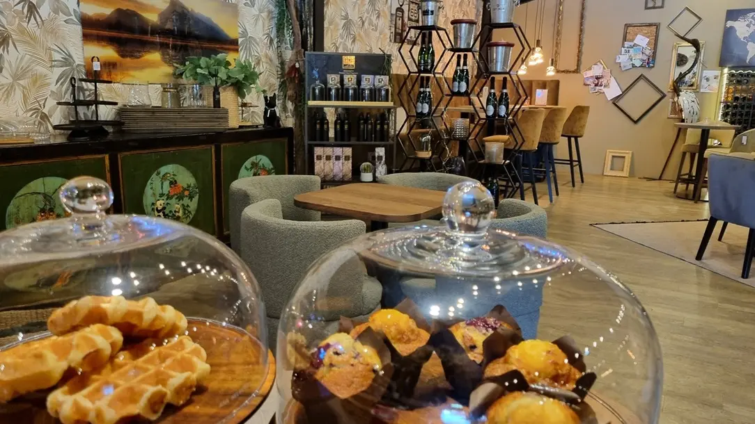 Salon de thé La Monarde Treignac ©Laurence Léonard (9) - Copie