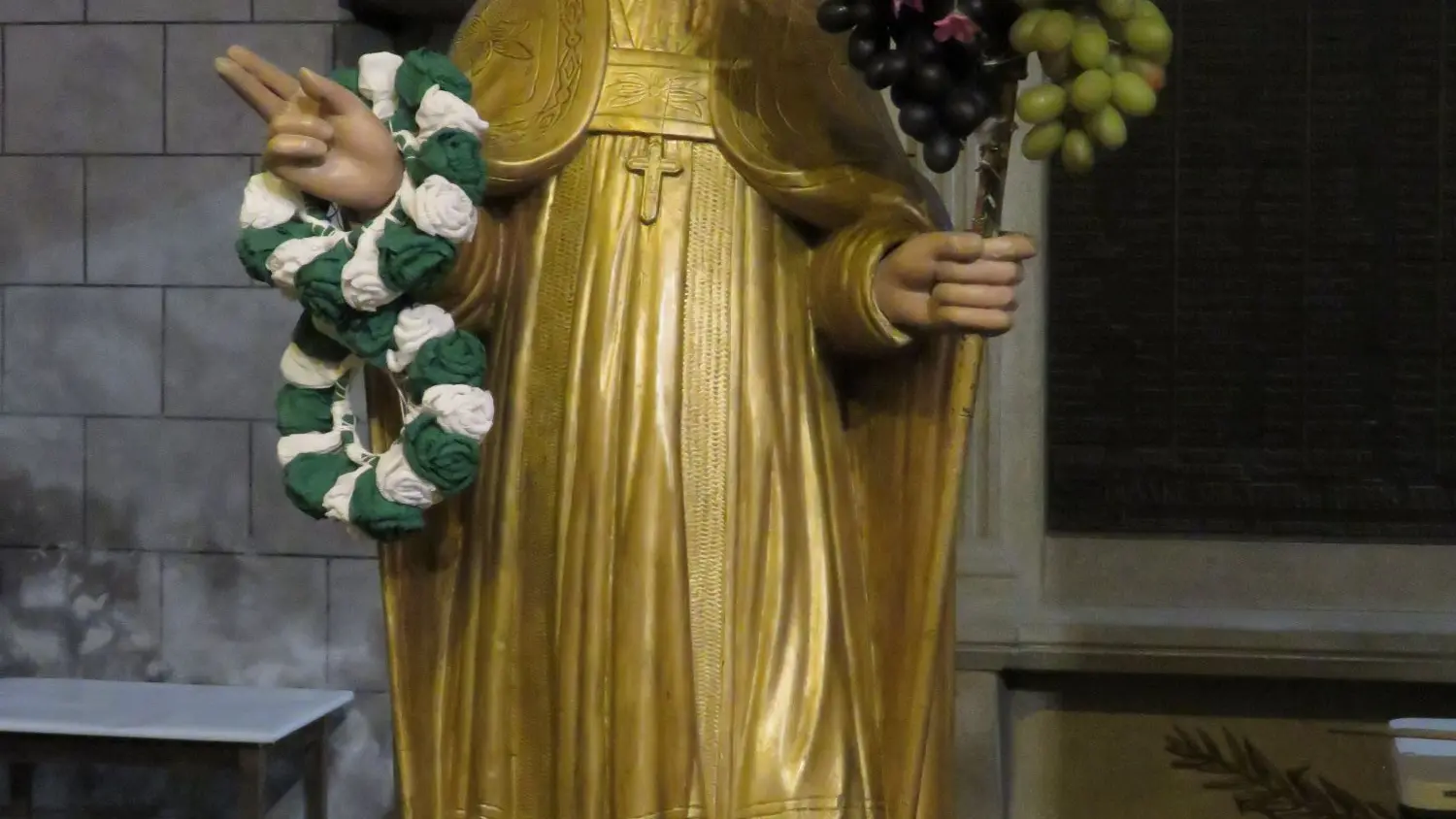 Statue de saint Maximin