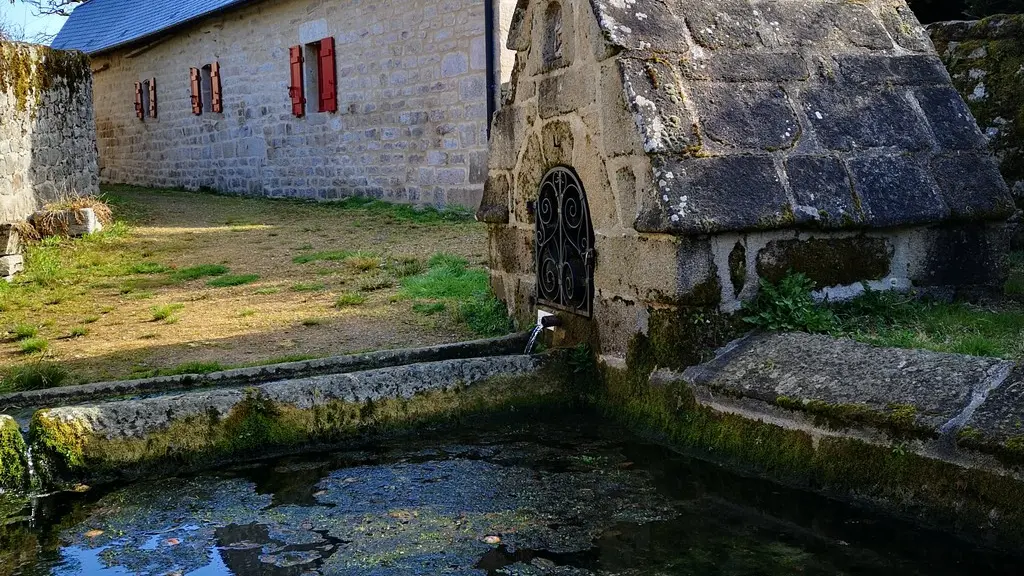 Tarnac lavoir © N. Jumelle