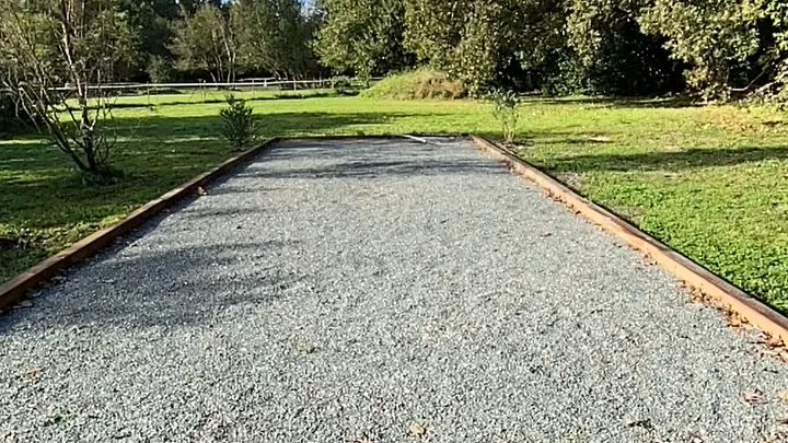Terrain de pétanque (002)