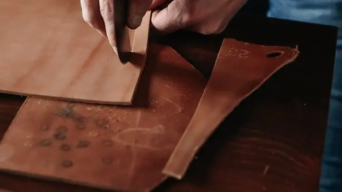 La découpe du cuir