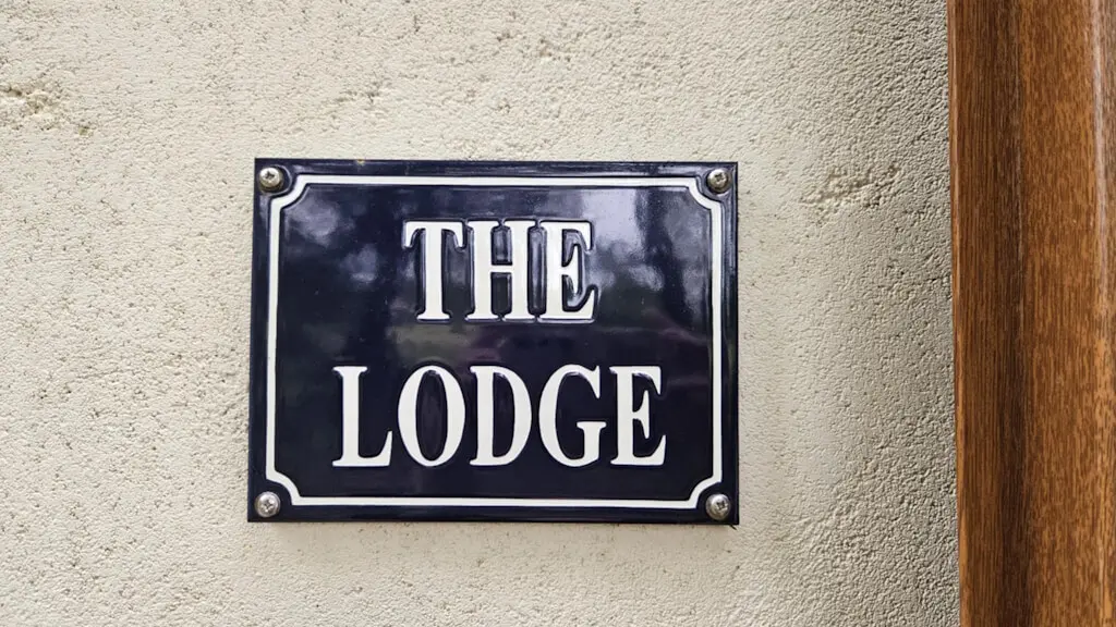 The Lodhe - plaque