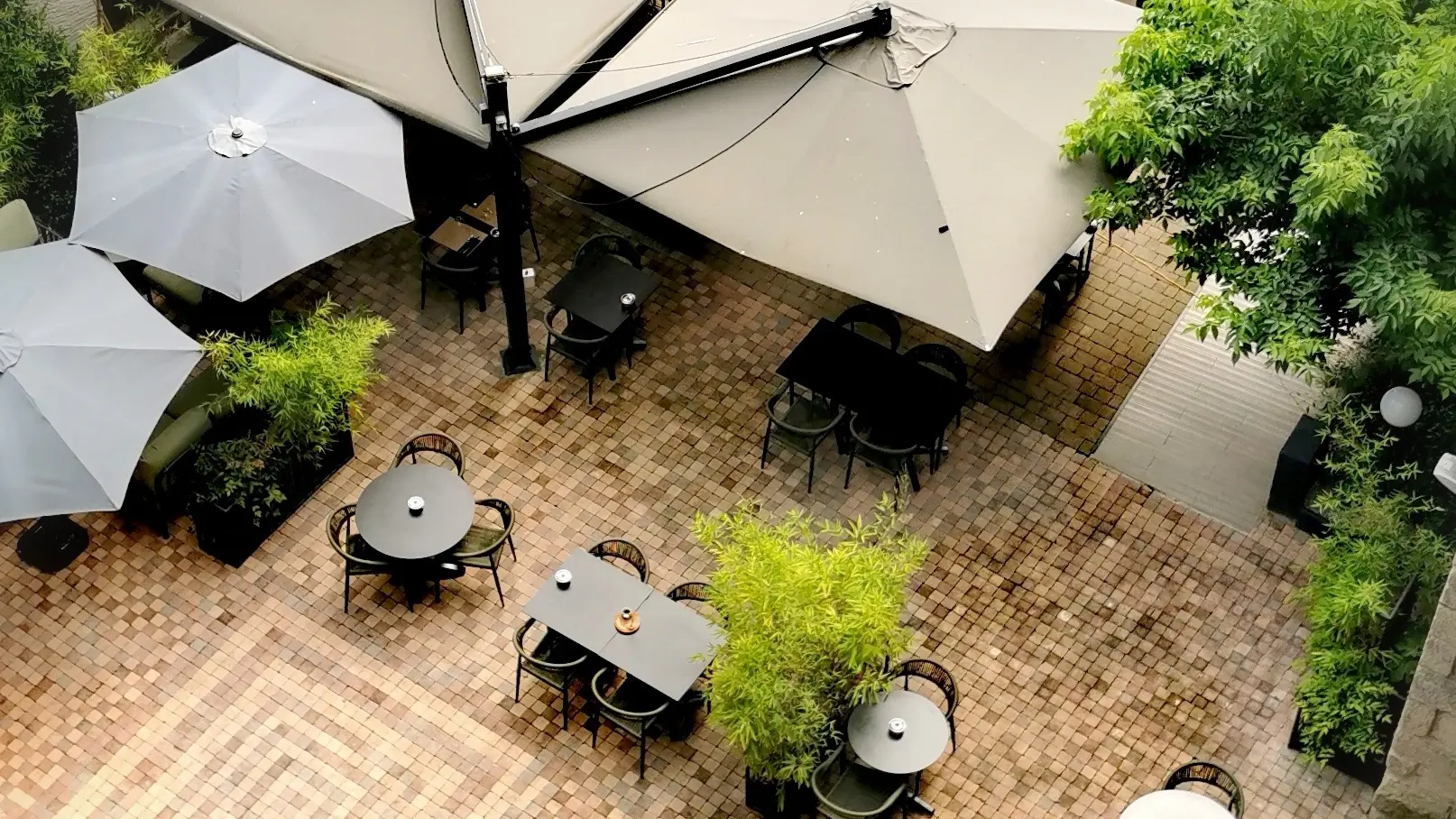 Vue aerienne terrasse restau