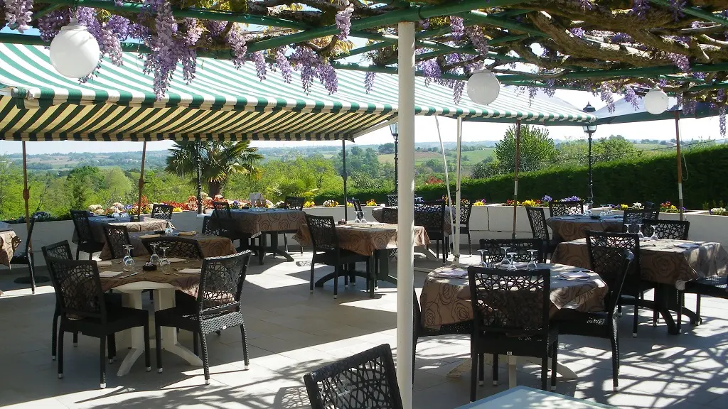 Vue de la terrasse - Aux Tauzins