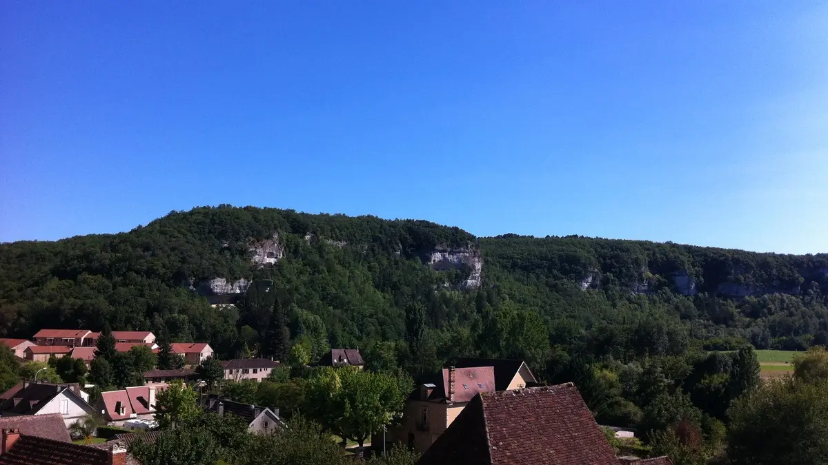 Vue des hauteurs du Bugue 2