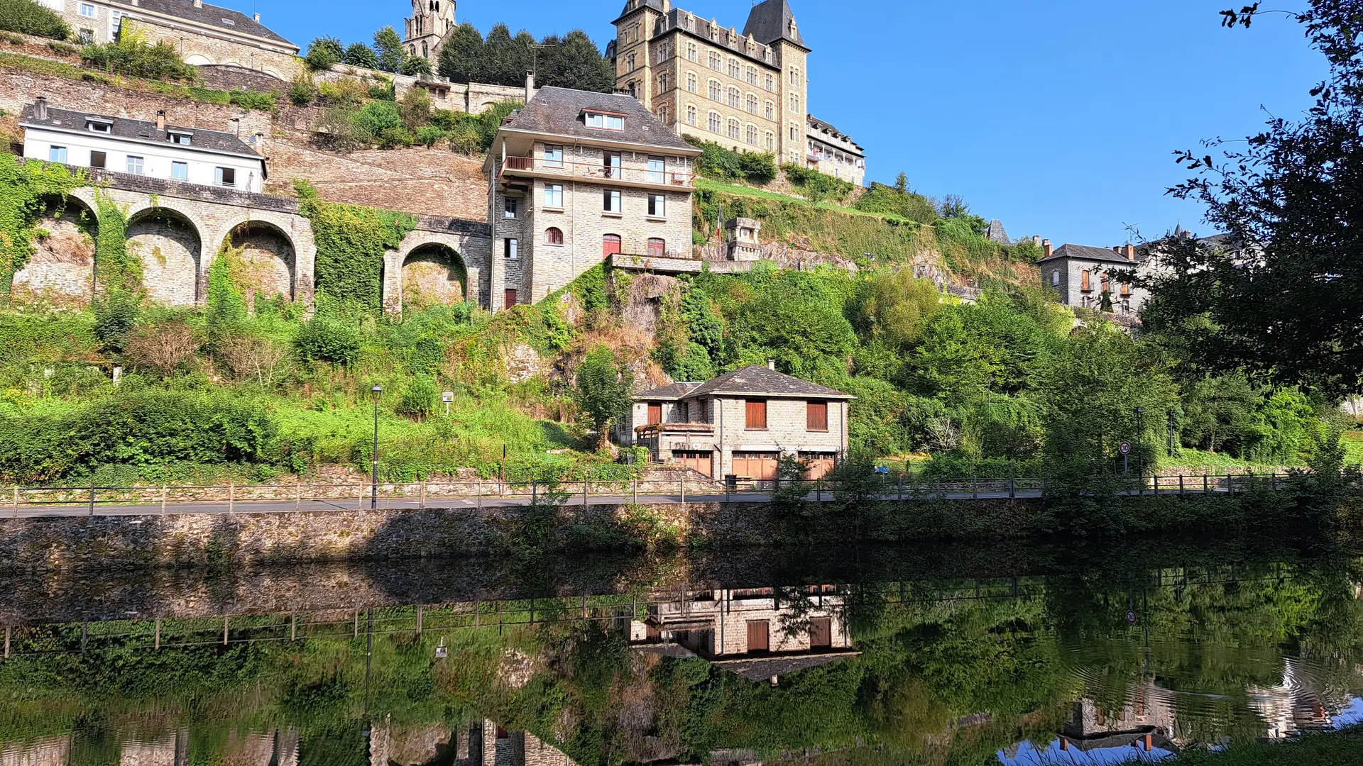 Vue vieille ville - Simone de Beauvoir VTT  ©JLautrete OT TDC (3)