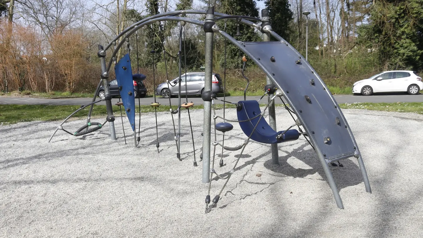 aire de jeux berges du gave 03
