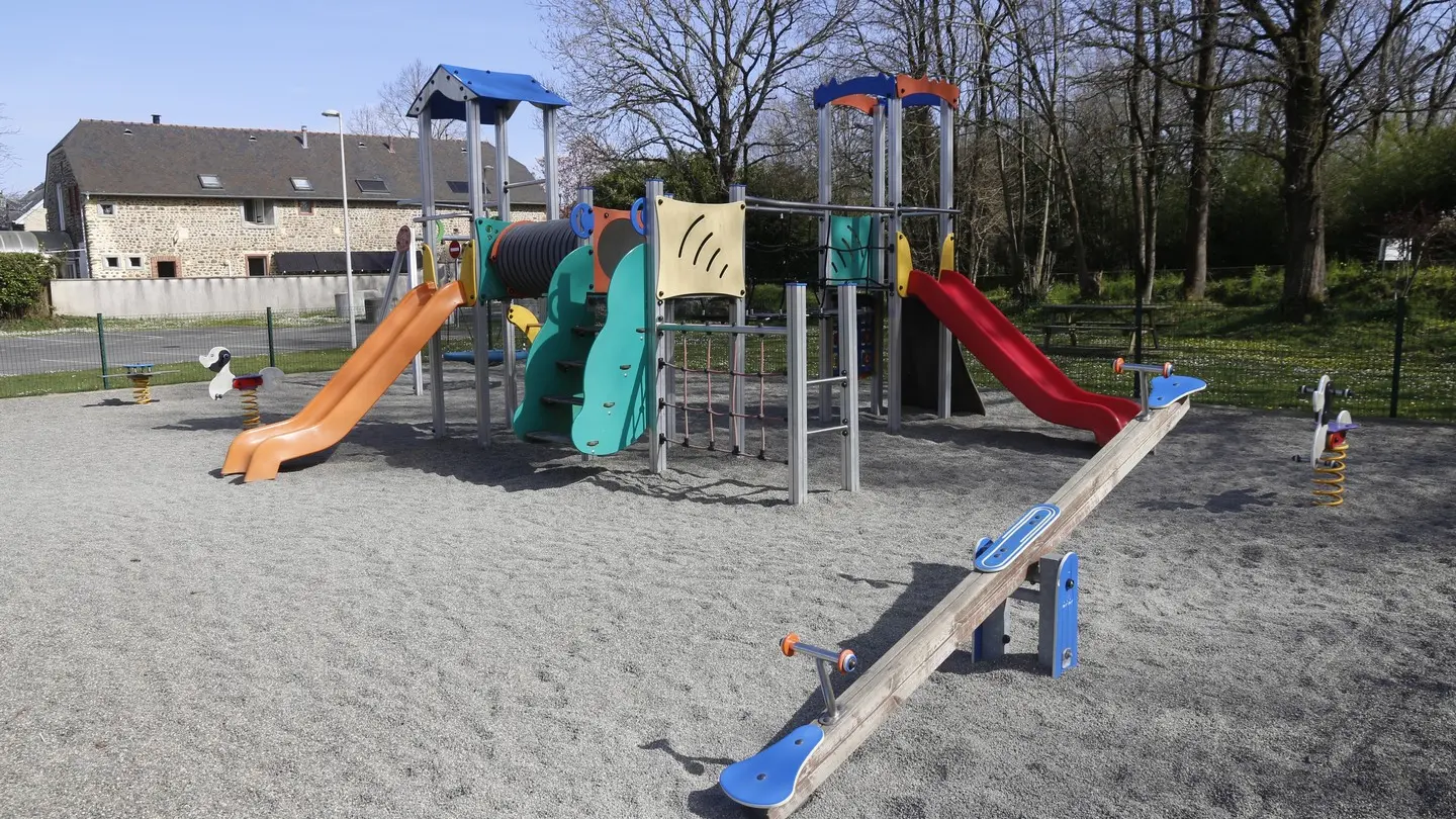 aire de jeux ousse 02