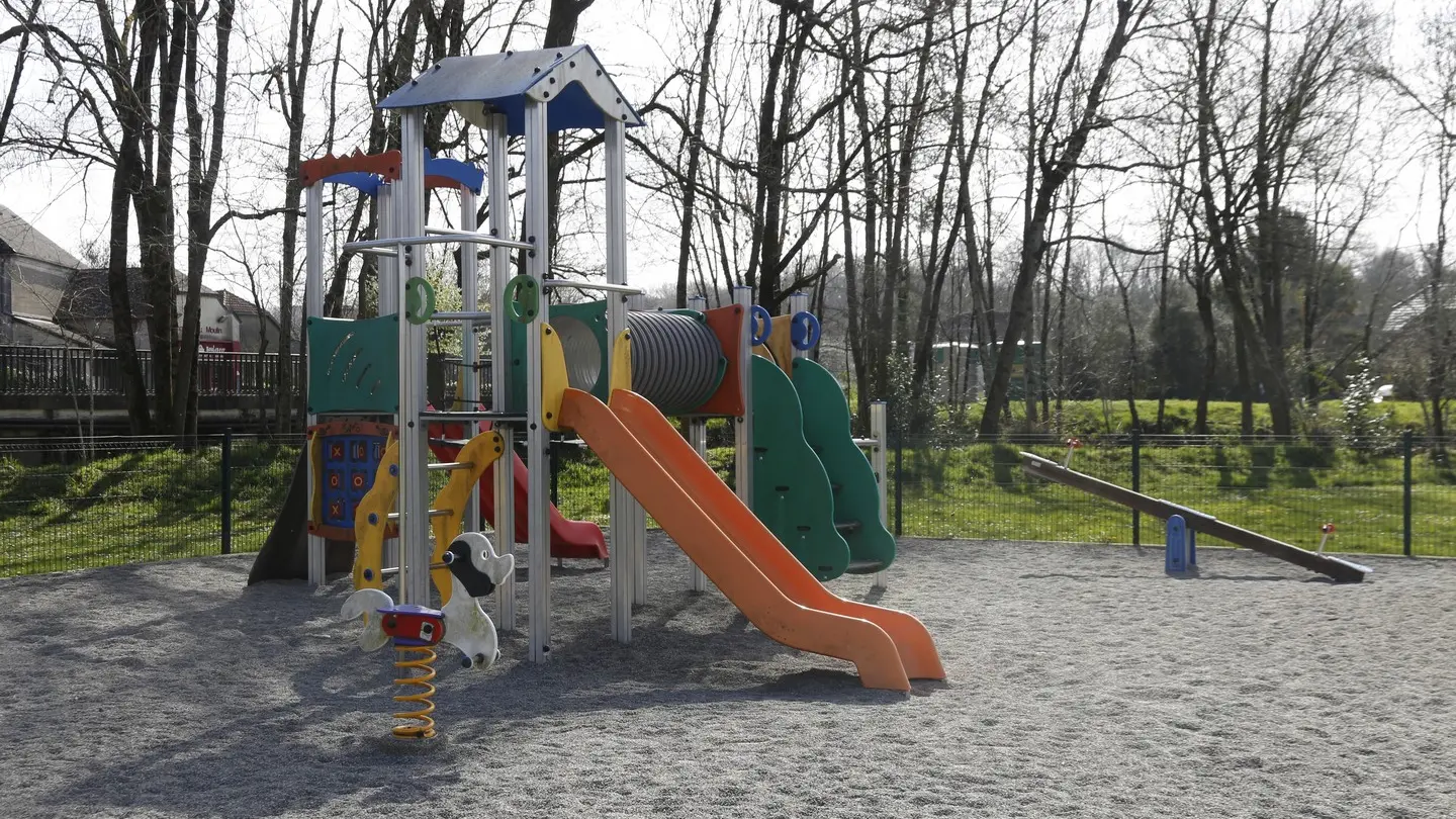 aire de jeux ousse 03