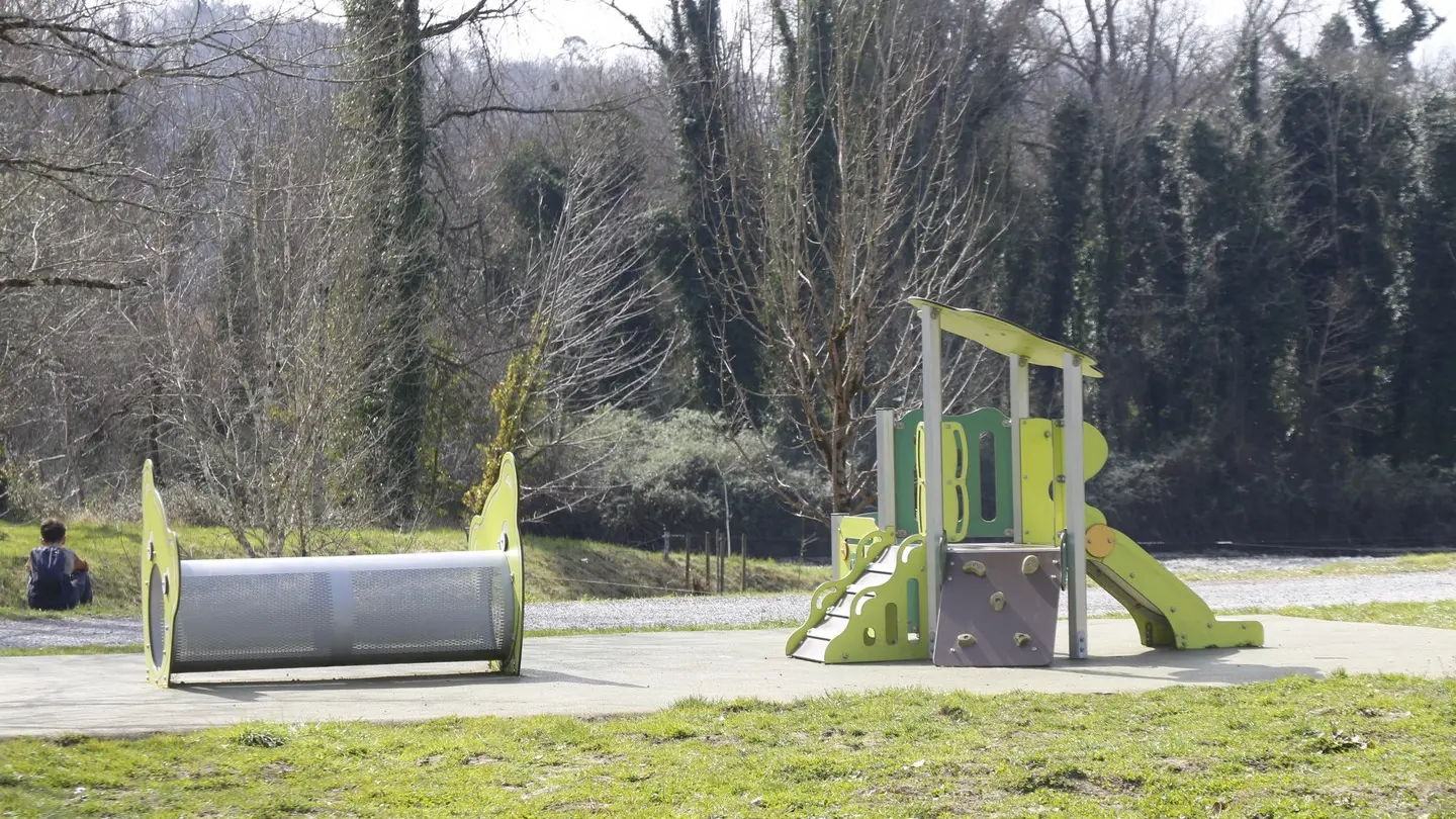 aire de jeux sev 05