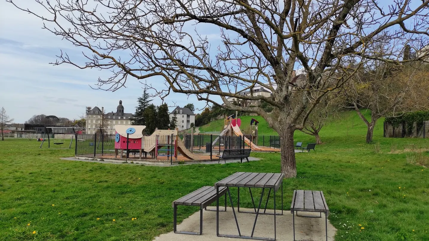 Lescar - plateau sportif - jeux pour enfants