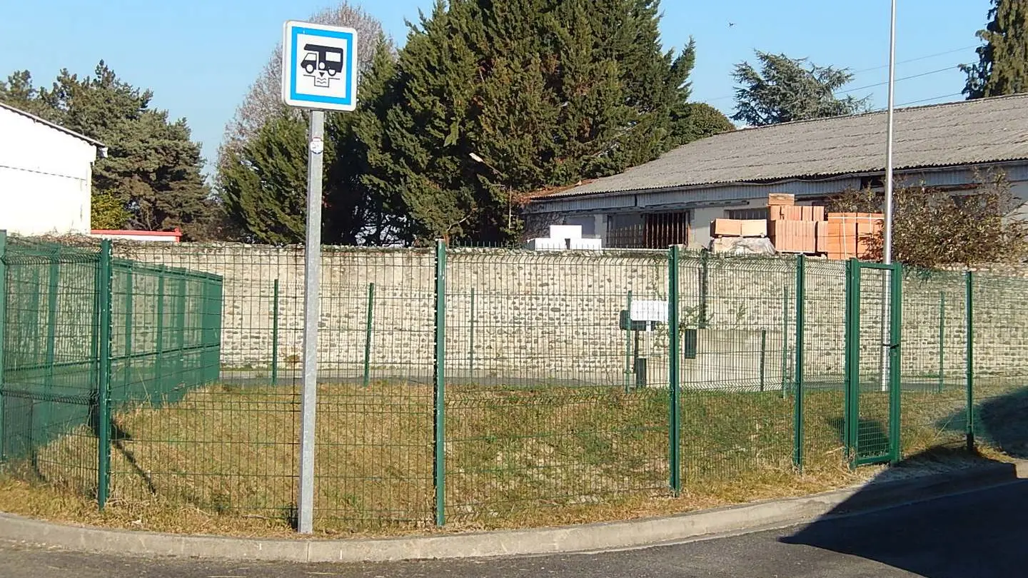 aire vidange - Lescar - entrée
