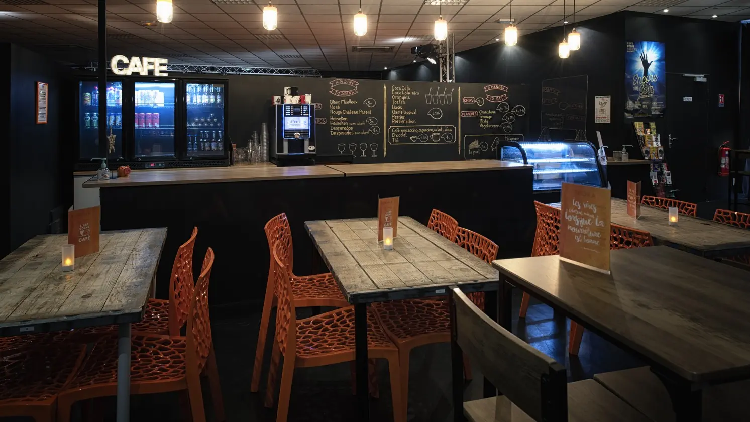 artscene - pau -bar 1